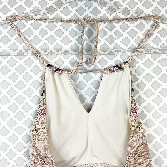 EUC Athleta Aqualuxe Print High Neck Keyhole Bikini Top in  Kitten Kisses - Picture 6 of 10